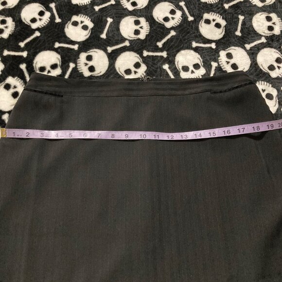 REITMANS Black ribbed pencil skirt ~ Y2K goth MEDIUM LARGE striped lined skirt - Picture 10 of 14